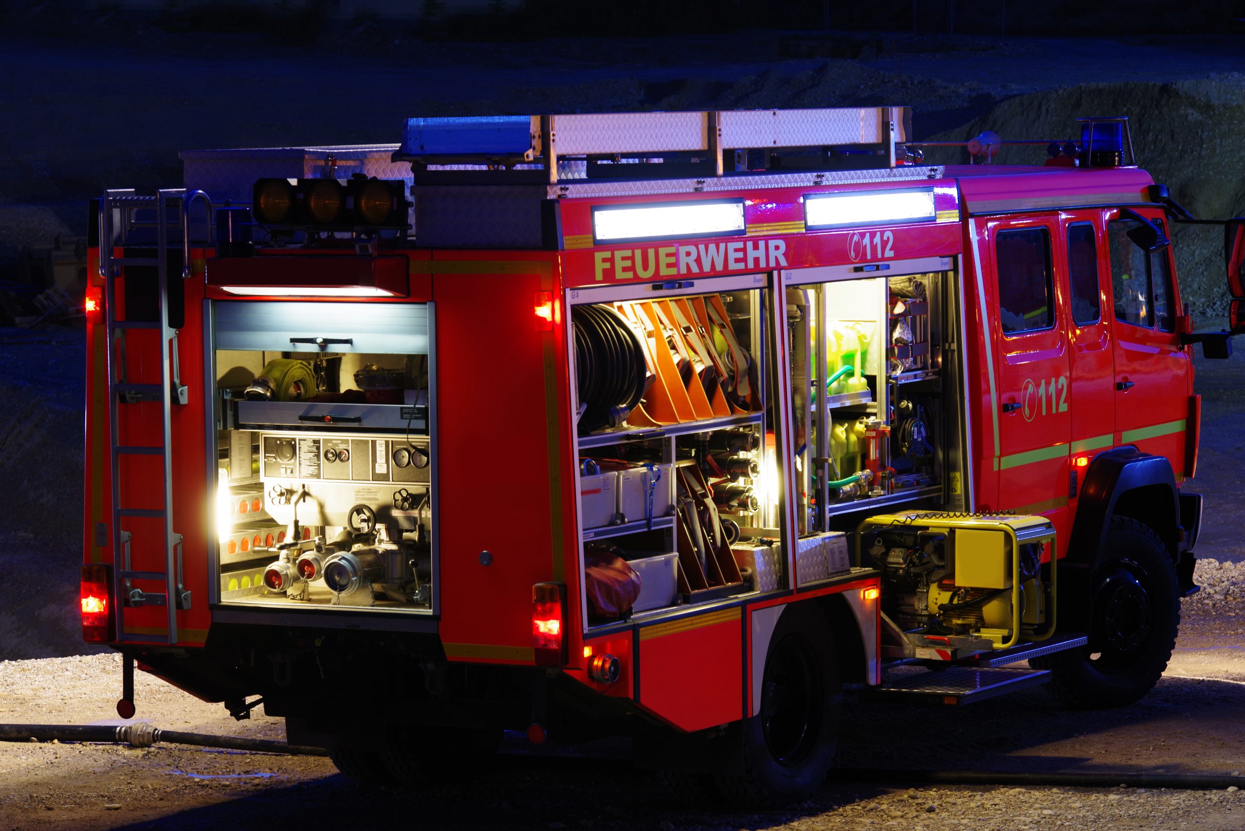 Feuerwehr und baulicher Brandschutz arbeiten Hand in Hand